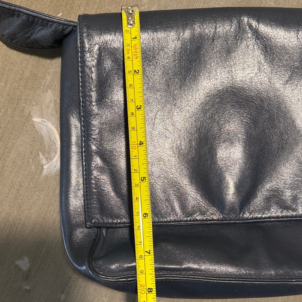 Bloomingdale's Dark Blue Leather Shoulder Bag - Picture 2 of 11